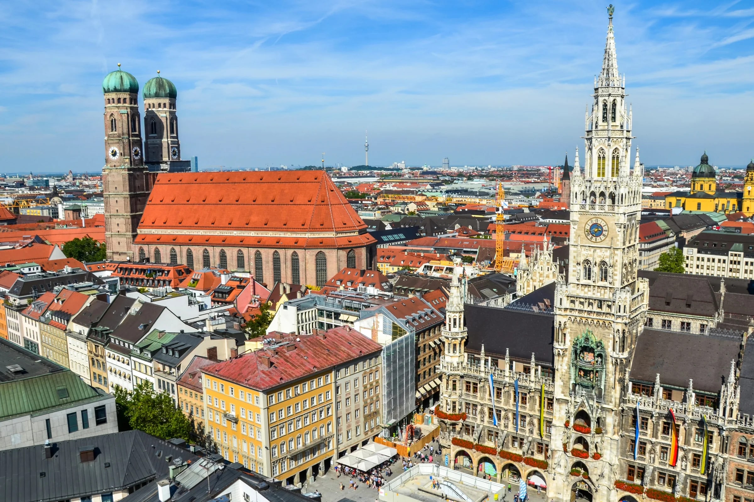 Frauenkirche und Rathaus in München